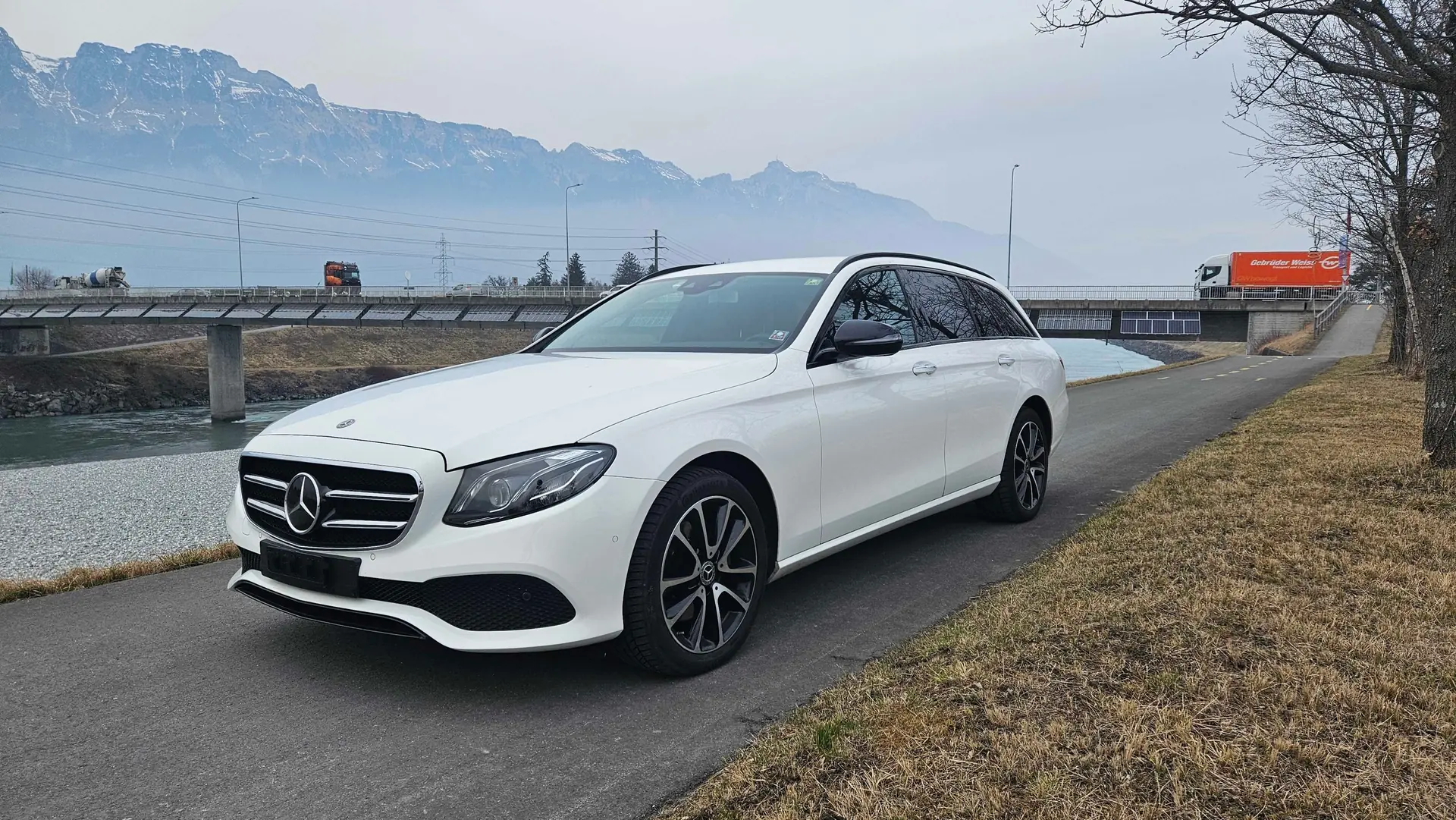 Mercedes-Benz Classe E 2017 occasion Eschen — 1