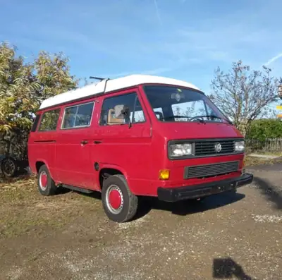 VW T3 Typ 2 Multivan Turbodiesel — Mythique van des années 80, moteur récent — fianco