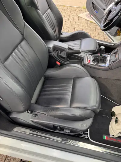 Alfa Romeo Spider 1.8 TBi — Cabriolet légendaire, 80'000 km, entretien récent — Miniatura 10