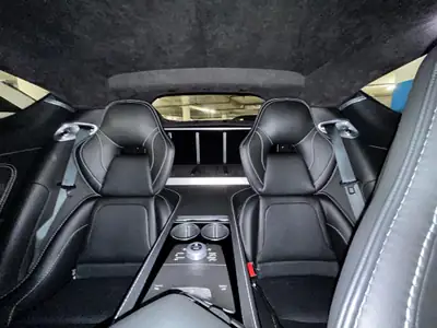 Aston Martin Rapide S — Berline sport V12 560 ch, entretien récent, 29 000 km — détail