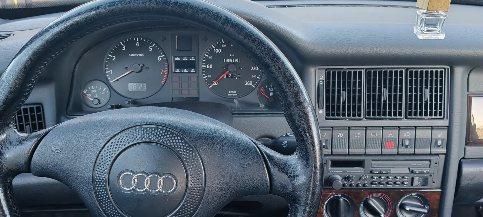 Audi Cabriolet 1999 occasion Vétroz — 3
