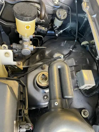Mazda MX-5 1.8i — Roadster légendaire, 65 200 km, intérieur cuir brun — Miniatura 15
