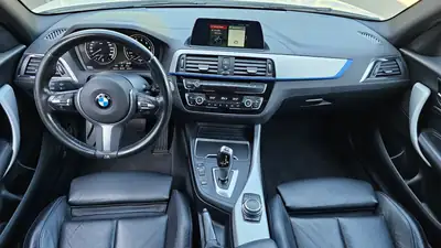 BMW 125i Edition M Sport Steptronic — Berline compacte sportive, boîte auto, 80 500 km — interni