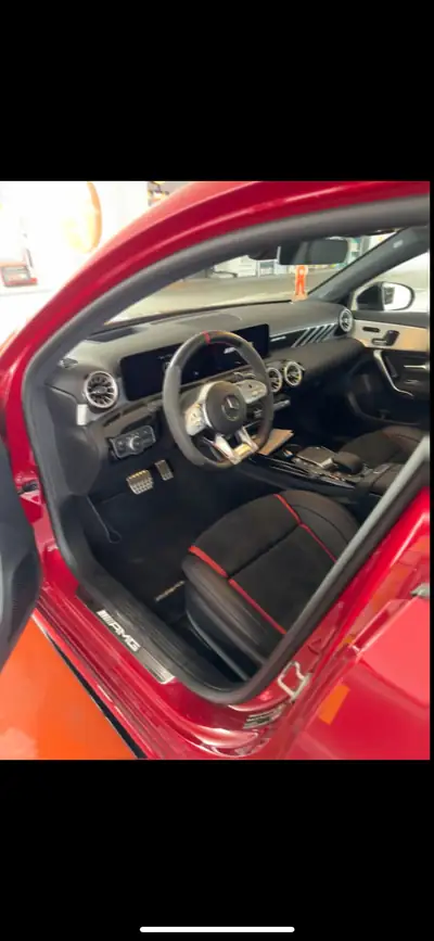 Mercedes-AMG A 35 4Matic — Sportive compacte 306 ch, garantie et service inclus — dashboard