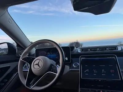 Mercedes-Benz S 680 4Matic Maybach First Class — Luxe ultime, 62'000 km seulement — Miniatur 12