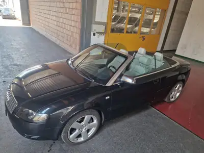 Audi S4 Cabriolet 4.2 V8 Quattro — Roadster sportif légendaire, 69'000 km seulement — Miniatur 10