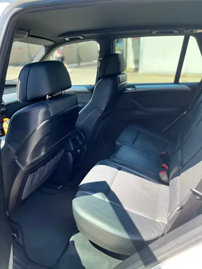 BMW X5 xDrive 35d — SUV 7 places diesel, motorisation puissante et fiable — cruscotto