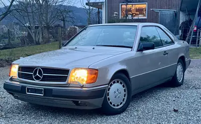Mercedes-Benz 300 CE Coupé 1987 — Classique intemporel, 82 600 km, moteur 3.0L — Miniatur 8