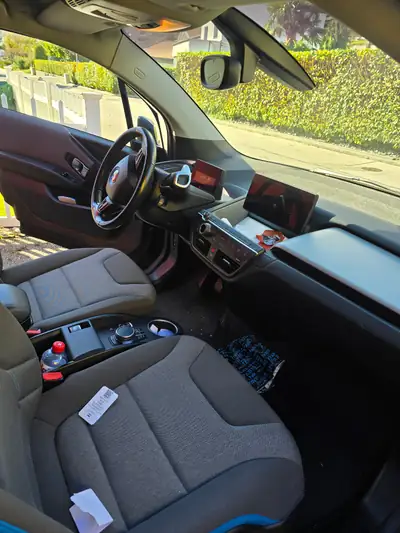 BMW i3 94 Ah — Citadine électrique urbaine, 51 000 km seulement — interior
