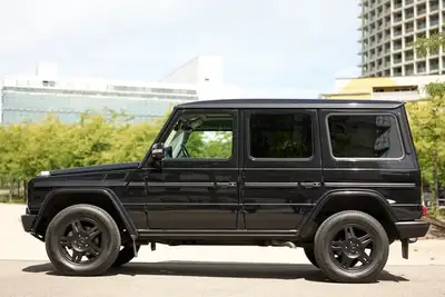 Mercedes-Benz G 350 BlueTEC — Le classique robuste, diesel efficace et peu kilométré — fianco