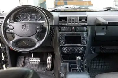 Mercedes-Benz G 350 BlueTEC — Le classique robuste, diesel efficace et peu kilométré — vista posteriore