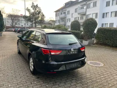 SEAT Leon ST 1.4 TSI FR — Break pratique, motorisation efficace et entretien maîtrisé — rear view