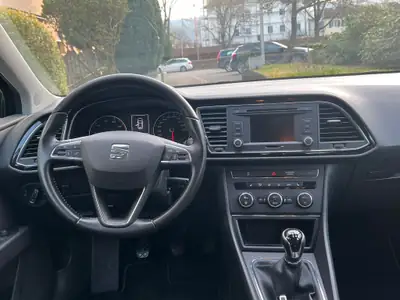 SEAT Leon ST 1.4 TSI FR — Break pratique, motorisation efficace et entretien maîtrisé — dashboard