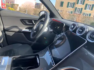 Mercedes-Benz GLC 300 4Matic AMG Line — SUV hybride 258 ch, 15'000 km seulement — dashboard