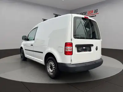 VW Caddy 1.6 TDI BlueMotion — Utilitaire économique, sans sinistre, révision incluse — intérieur