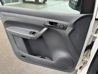 VW Caddy 1.6 TDI BlueMotion — Utilitaire économique, sans sinistre, révision incluse — Miniature 12