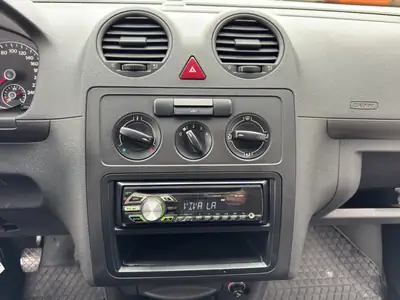 VW Caddy 1.6 TDI BlueMotion — Utilitaire économique, sans sinistre, révision incluse — Miniature 15