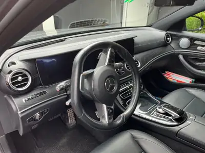 Mercedes-Benz E 350 d AMG Line 4Matic — Break diesel performant, 125 000 km — Innenraum