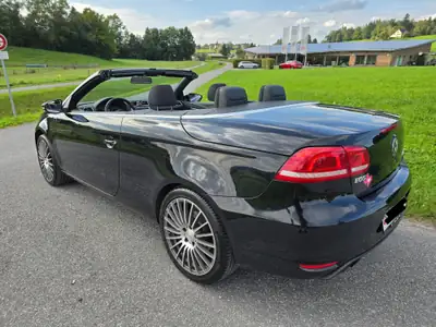 VW EOS 2.0 TSI DSG — Cabriolet sportif, révisé intégralement, sans accident — interior