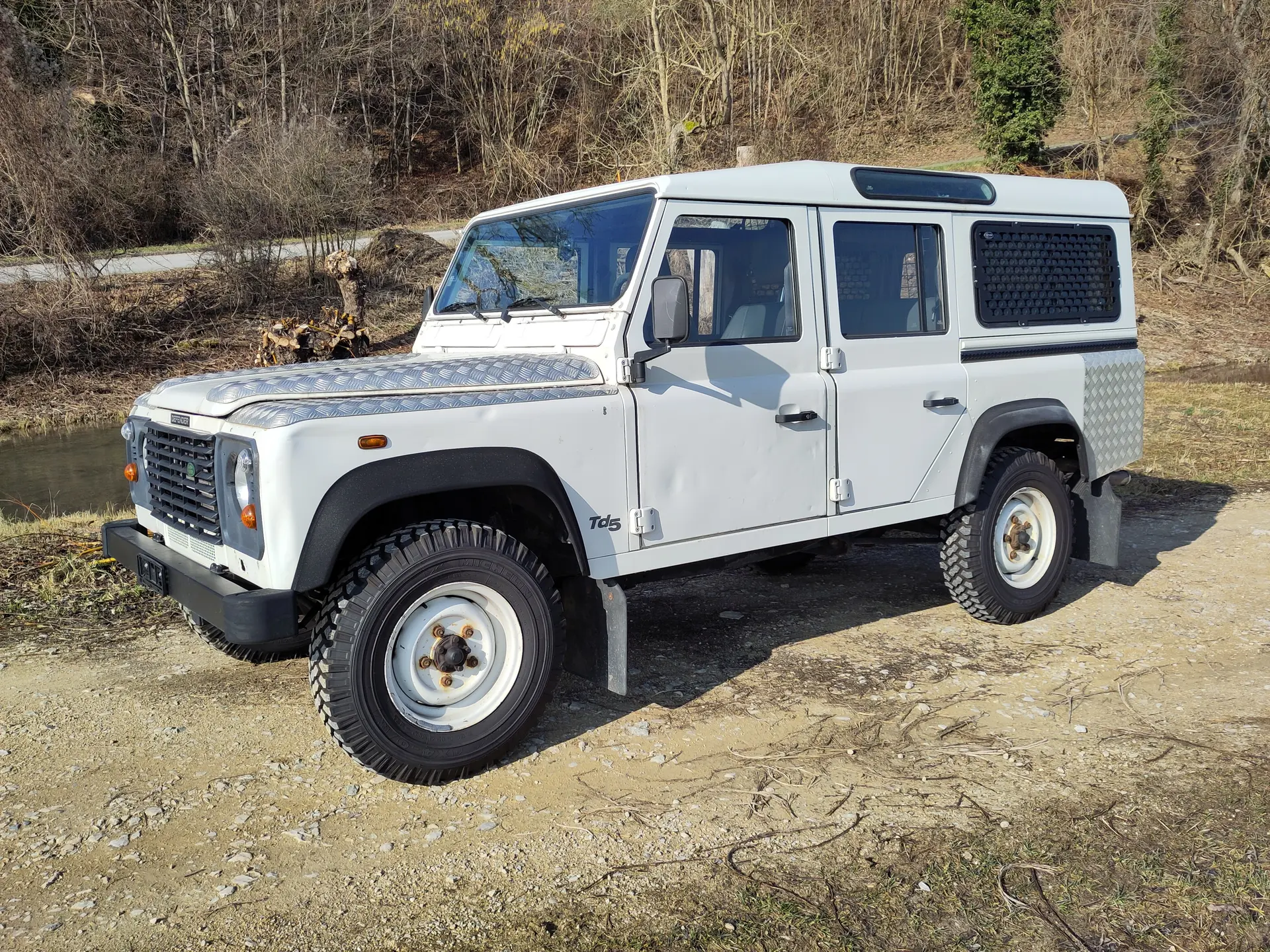 Land Rover Defender 2001 occasion Brugg — 2