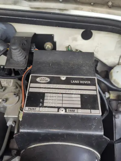 Land Rover Defender 110 SW Td5 — Légende tout-terrain, 171'000 km, révision faite — Thumbnail 15