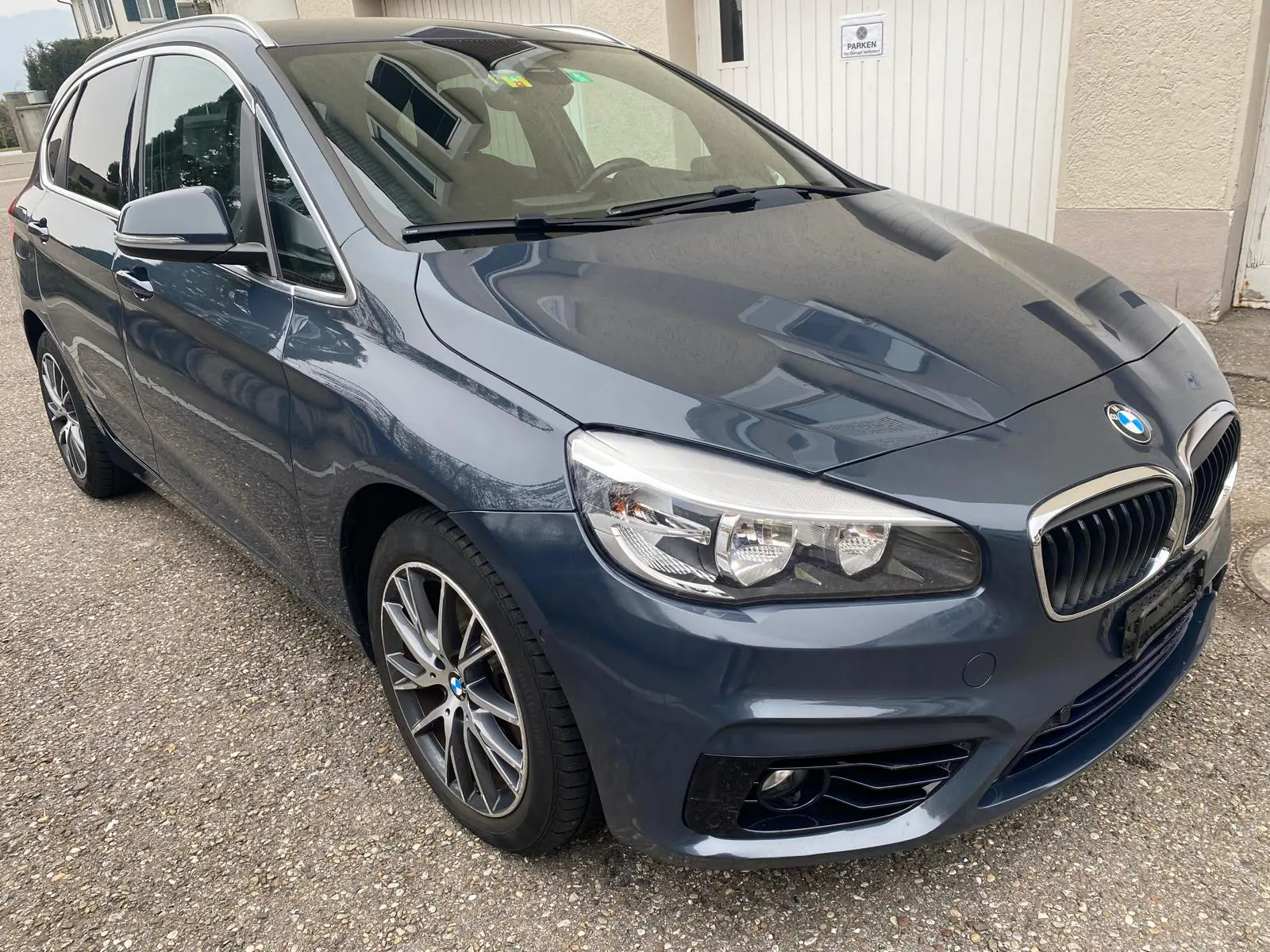 BMW 218 Active Tourer — Monospace compact polyvalent, 68 000 km, boîte auto — Außenansicht