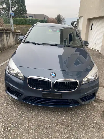 BMW 218 Active Tourer — Monospace compact polyvalent, 68 000 km, boîte auto — Seitenansicht