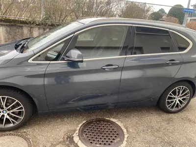 BMW 218 Active Tourer — Monospace compact polyvalent, 68 000 km, boîte auto — Innenraum