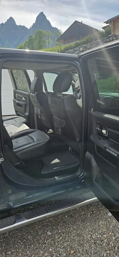 Dodge Ram 1500 Laramie Longhorn Limited — Pick-up American Legend, 4×4 intégral, 400 ch — Thumbnail 21