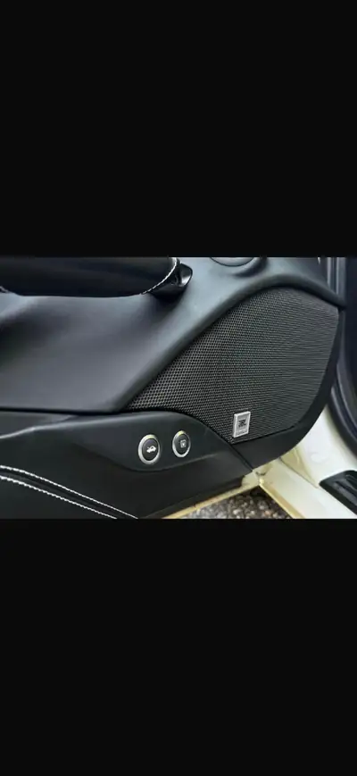 Ferrari 488 GTB — Le coupé sport italien aux 670 ch, ultra-équipé et sans sinistre — Thumbnail 7