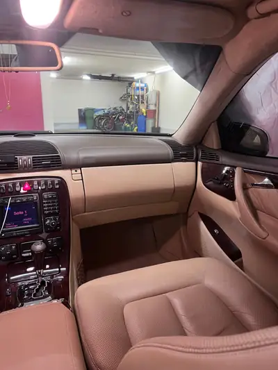 Mercedes-Benz CL 600 — Coupé de prestige, motorisation V12 exceptionnelle — Miniature 13