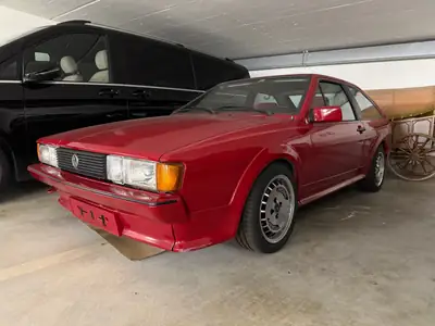VW Scirocco 1800 Scala 1990 — Coupé sportif rétro, base idéale pour véhicule vétéran — vue extérieure