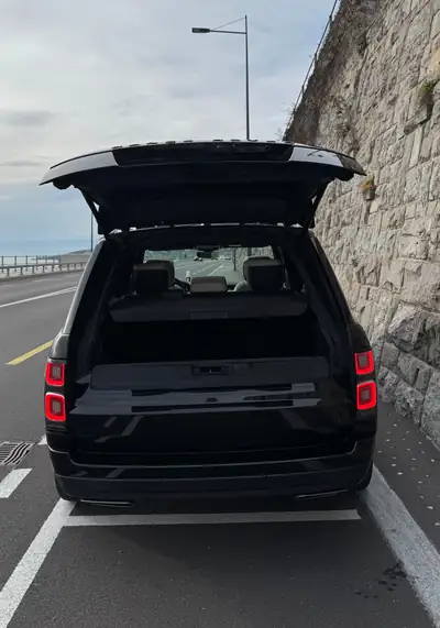 Land Rover Range Rover 5.0 V8 S/C — Prestige et puissance, 68'000 km seulement — Miniatur 10