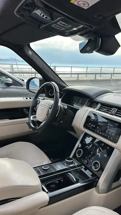 Land Rover Range Rover 5.0 V8 S/C — Prestige et puissance, 68'000 km seulement — Miniatur 13