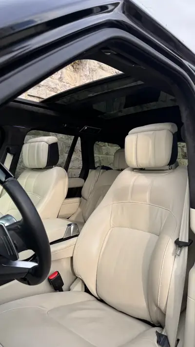 Land Rover Range Rover 5.0 V8 S/C — Prestige et puissance, 68'000 km seulement — Miniatur 14