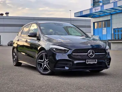 Mercedes-Benz B 200 Night Star AMG Line — Monospace premium, toit panoramique, 72 900 km — side view