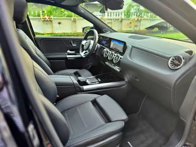Mercedes-Benz B 200 Night Star AMG Line — Monospace premium, toit panoramique, 72 900 km — Thumbnail 9