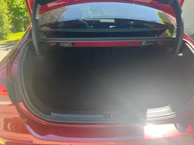 Mercedes-Benz A 220 d 4Matic — Berline premium diesel, 37 500 km, traction intégrale — Armaturenbrett