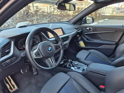 BMW 118i Pure M Sport Steptronic — Compacte sportive, faible kilométrage et équipements M — détail