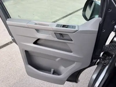 VW T6.1 Caravelle Comfortline — Le van familial 7 places, fiable et bien équipé — Miniature 12