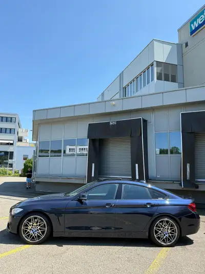 BMW 435i Gran Coupé xDrive — Coupé 4 portes sportif, 306 ch et transmission intégrale — côté