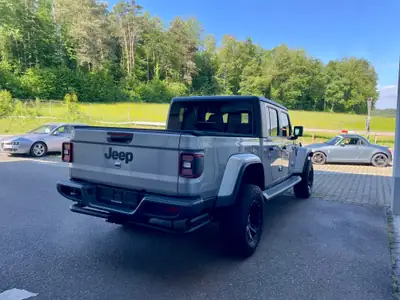 Jeep Gladiator 3.6i V6 Overland — Pick-up 4x4 robuste, 284 ch, faible kilométrage — détail