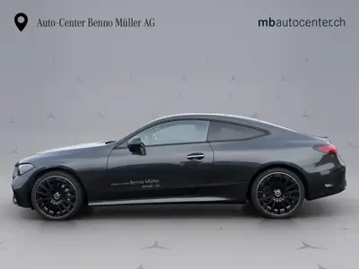 Mercedes-Benz CLE 300 AMG Line 4matic — Coupé sportif hybride essence, 24 000 km seulement — côté