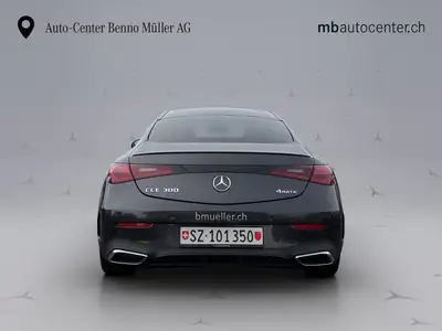 Mercedes-Benz CLE 300 AMG Line 4matic — Coupé sportif hybride essence, 24 000 km seulement — intérieur
