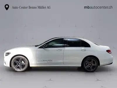 Mercedes-Benz E 300 e AMG Line 4matic — Hybride rechargeable, 33 000 km, design premium — côté