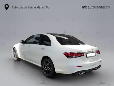 Mercedes-Benz E 300 e AMG Line 4matic — Hybride rechargeable, 33 000 km, design premium — arrière