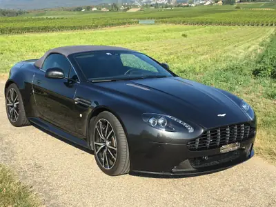 Aston Martin V8 Vantage 4.7 S SP10 Sportshift — Cabriolet de prestige, 39 000 km seulement — cruscotto