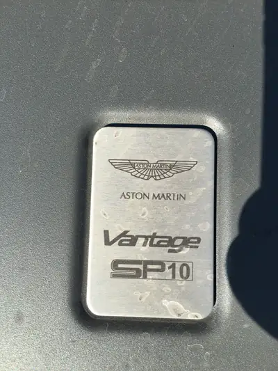 Aston Martin V8 Vantage 4.7 S SP10 Sportshift — Cabriolet de prestige, 39 000 km seulement — Miniatura 10