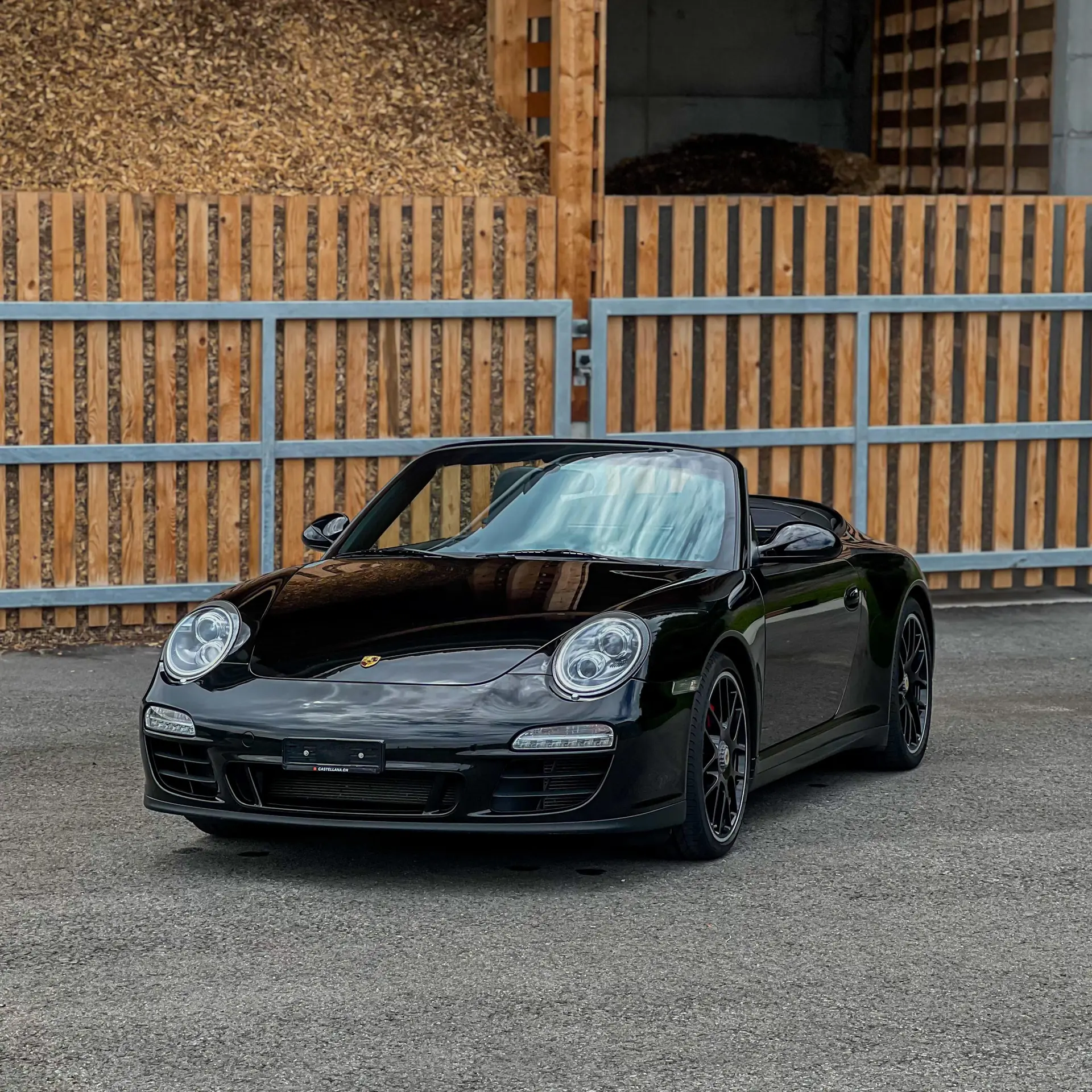 Porsche 911 Cabrio Carrera 4 GTS PDK — Cabriolet sportif légendaire, 85'000 km seulement