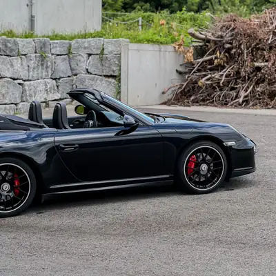 Porsche 911 Cabrio Carrera 4 GTS PDK — Cabriolet sportif légendaire, 85'000 km seulement — détail